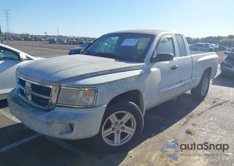 2011 Ram Dakota St z USA, uszkodzony, nr VIN 1D7RE2BK8BS666877